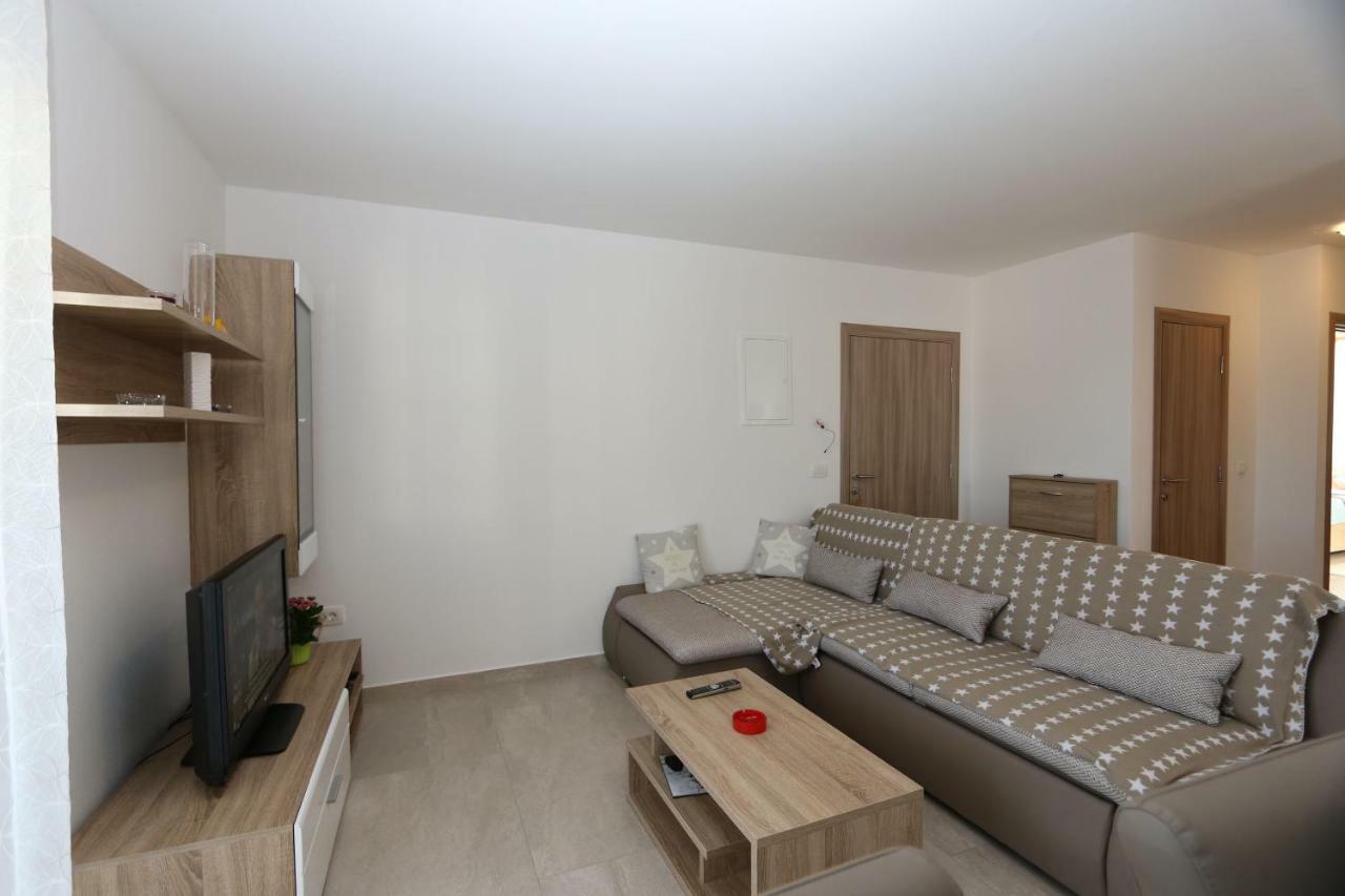 Apartment Samsa Mirica Čižići 外观 照片