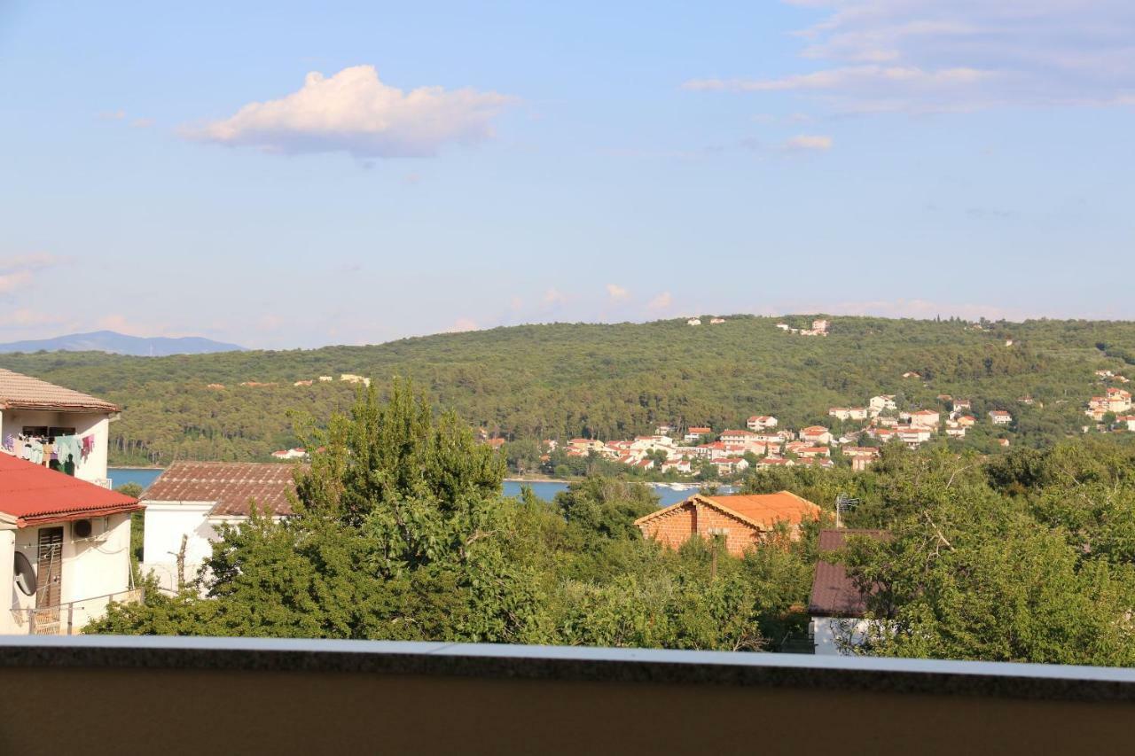 Apartment Samsa Mirica Čižići 外观 照片