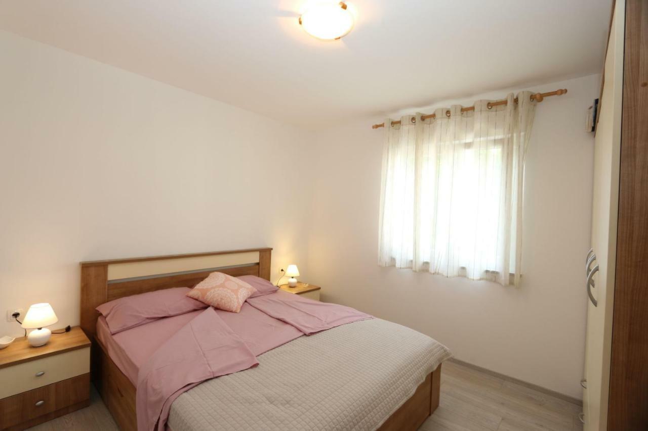 Apartment Samsa Mirica Čižići 外观 照片